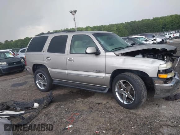 ✅ 2002 Chevrolet Tahoe LT • VIN: 1GNEC13Z62J233110 • Lot: 42460607. Listed on IAAI with 329,196 mi. Free auction sales archive from the USA and detailed vehicle history report at DreamBid. Image 13.