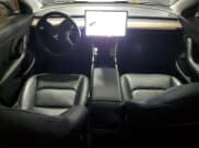 ✅ 2018 Tesla Model 3 Long Range Battery • VIN: 5YJ3E1EBXJF090615 • Лот: 92650005. Опубликован ранее на Copart с пробегом 65 939 миль. Бесплатный доступ к архиву аукционных продаж из США и подробный отчёт об истории автомобиля на DreamBid. Изображение 8.