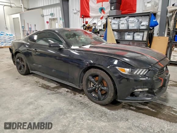 ✅ 2015 Ford Mustang V6 • VIN: 1FA6P8AM7F5432107 • Lot: 95278475. Wystawiony na Copart z przebiegiem 141 819 mil. Bezpłatny archiwum sprzedaży aukcyjnych z USA i szczegółowy raport historii pojazdu na DreamBid. Zdjęcie 4.