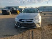 ✅ 2017 Toyota Camry SE • VIN: 4T1BF1FK5HU421668 • Lot: 91525575. Wystawiony na Copart z przebiegiem 71 614 mil. Bezpłatny archiwum sprzedaży aukcyjnych z USA i szczegółowy raport historii pojazdu na DreamBid. Zdjęcie 13.