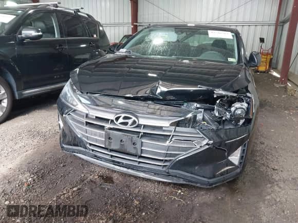2020 Hyundai Elantra SEL z VIN 5NPD84LF8LH514235, wystawiony jako IAAI lot #42546563 z przebiegiem 120 116 mil mil oraz . Historia ofert i sprzedaży dostępna na DreamBid. Obrazek 6.