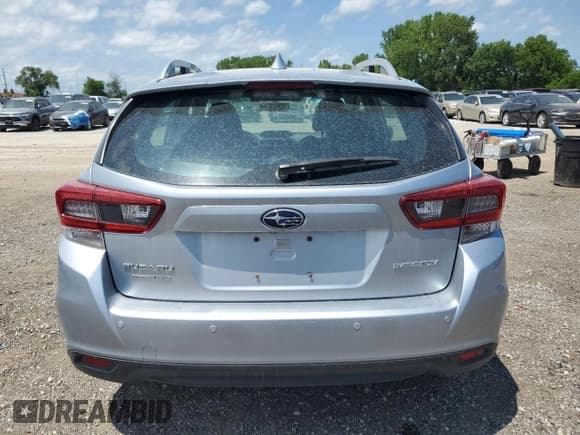 ✅ 2020 Subaru Impreza Limited • VIN: 4S3GTAU65L3710847 • Lot: 63879085. Listed on Copart with 55,468 mi. Free auction sales archive from the USA and detailed vehicle history report at DreamBid. Image 6.