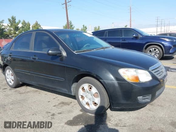 ✅ 2008 Kia Spectra EX • VIN: KNAFE121785565610 • Лот: 43559183. Опубликован ранее на IAAI с пробегом 111 595 миль. Бесплатный доступ к архиву аукционных продаж из США и подробный отчёт об истории автомобиля на DreamBid. Изображение 1.