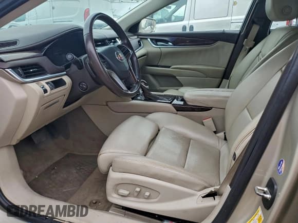 ✅ 2013 Cadillac XTS Luxury • VIN: 2G61P5S36D9125538 • Lot: 95219955. Wystawiony na Copart z przebiegiem 167 826 mil. Bezpłatny archiwum sprzedaży aukcyjnych z USA i szczegółowy raport historii pojazdu na DreamBid. Zdjęcie 7.