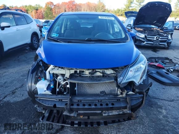 ✅ 2017 Nissan Note SV • VIN: 3N1CE2CP4HL368279 • Lot: 92243655. Listed on Copart with 52,920 mi. Free auction sales archive from the USA and detailed vehicle history report at DreamBid. Image 5.