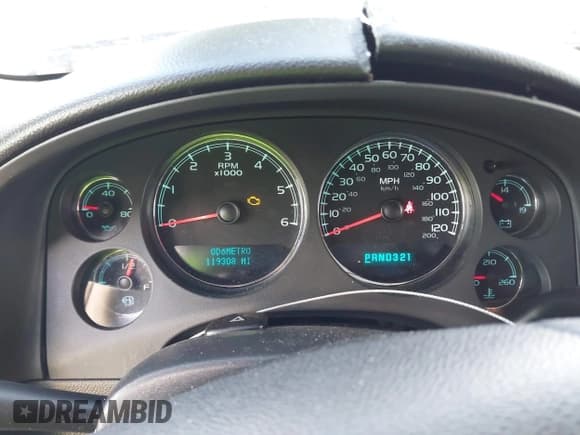 ✅ 2008 Chevrolet Suburban LTZ • VIN: 3GNFC16058G225852 • Лот: 43115717. Опубликован ранее на IAAI с пробегом 119 308 миль. Бесплатный доступ к архиву аукционных продаж из США и подробный отчёт об истории автомобиля на DreamBid. Изображение 7.