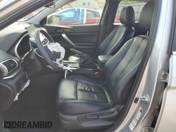 ✅ 2018 Mitsubishi Eclipse Cross LE • VIN: JA4AT4AA0JZ043965 • Lot: 56483905. Listed on Copart with 132,226 mi. Free auction sales archive from the USA and detailed vehicle history report at DreamBid. Image 7.