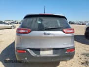 ✅ 2017 Jeep Cherokee Sport • VIN: 1C4PJLAB9HD232730 • Lot: 89899545. Listed on Copart with 166,169 mi. Free auction sales archive from the USA and detailed vehicle history report at DreamBid. Image 6.