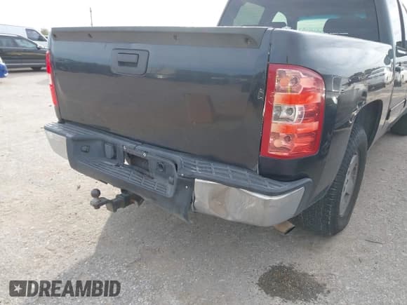 ✅ 2012 Chevrolet Silverado 1500 LTZ • VIN: 3GCPCTE0XCG296340 • Lot: 43812589. Wystawiony na IAAI z przebiegiem 226 665 mil. Bezpłatny archiwum sprzedaży aukcyjnych z USA i szczegółowy raport historii pojazdu na DreamBid. Zdjęcie 18.