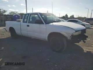 ✅ 2003 Chevrolet S-10 LS • VIN: 1GCCS19XX38196936 • Лот: 41419655. Опубликован ранее на Copart с пробегом 237 225 миль. Бесплатный доступ к архиву аукционных продаж из США и подробный отчёт об истории автомобиля на DreamBid. Изображение 4.