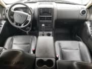 ✅ 2010 Ford Explorer Sport Trac Limited • VIN: 1FMEU3DE3AUA23568 • Лот: 67625405. Опубликован ранее на Copart с пробегом 131 744 миль. Бесплатный доступ к архиву аукционных продаж из США и подробный отчёт об истории автомобиля на DreamBid. Изображение 8.