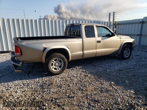 2004 Dodge Dakota with VIN 1D7GL12K14S545148, listed as a Copart auction lot 72534984 with 97,050 mi miles and Salvage title. Bid and sale history available at DreamBid. Image 3.