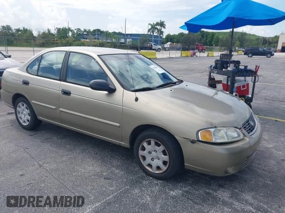 ✅ 2001 Nissan Sentra GXE • VIN: 3N1CB51D01L502195 • Lot: 42938093. Listed on IAAI with 154,092 mi. Free auction sales archive from the USA and detailed vehicle history report at DreamBid. Image 1.