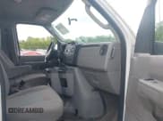 ✅ 2013 Ford Econoline Passenger XL • VIN: 1FBSS3BL8DDA76905 • Lot: 42338386. Wystawiony na IAAI z przebiegiem 170 674 mil. Bezpłatny archiwum sprzedaży aukcyjnych z USA i szczegółowy raport historii pojazdu na DreamBid. Zdjęcie 5.