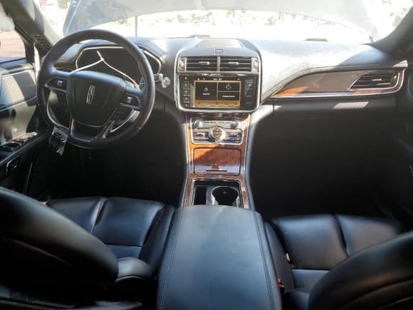 ✅ 2019 Lincoln Continental Standard • VIN: 1LN6L9PK4K5607095 • Lot: 59131744. Listed on Copart with 112,496 mi. Free auction sales archive from the USA and detailed vehicle history report at DreamBid. Image 8.