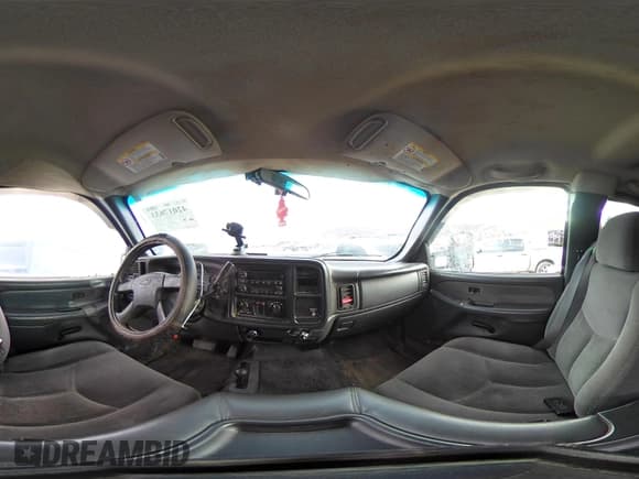 ✅ 2006 Chevrolet Silverado 2500HD LT2 • VIN: 1GCHK29U46E214094 • Lot: 42017633. Listed on IAAI with 220,014 mi. Free auction sales archive from the USA and detailed vehicle history report at DreamBid. Image 18.