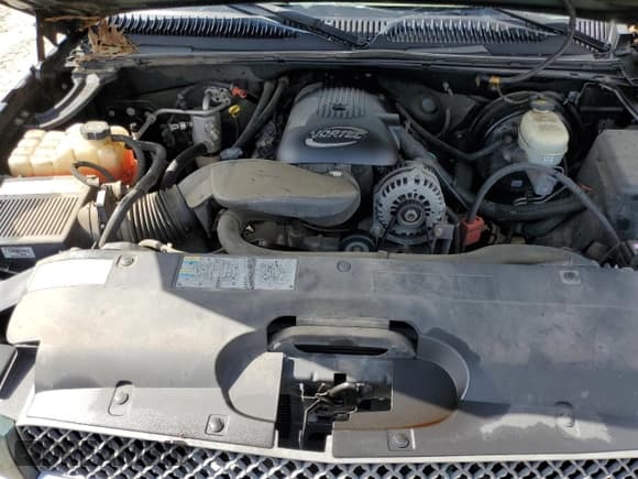 ✅ 2005 Chevrolet Silverado 1500 LT • VIN: 1GCEC19T05Z124725 • Лот: 58226705. Опубликован ранее на Copart с пробегом 164 985 миль. Бесплатный доступ к архиву аукционных продаж из США и подробный отчёт об истории автомобиля на DreamBid. Изображение 11.