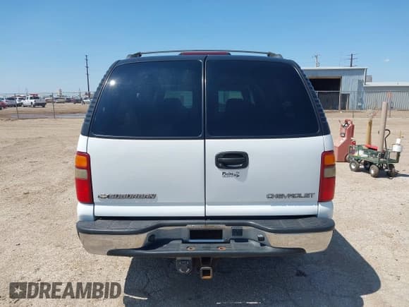 ✅ 2002 Chevrolet Suburban LS • VIN: 3GNEC16Z62G329185 • Лот: 42407727. Опубликован ранее на IAAI с пробегом 237 042 миль. Бесплатный доступ к архиву аукционных продаж из США и подробный отчёт об истории автомобиля на DreamBid. Изображение 16.