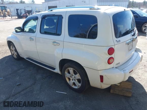 ✅ 2006 Chevrolet HHR LT • VIN: 3GNDA23P16S620951 • Lot: 41563825. Listed on IAAI with 206,910 mi. Free auction sales archive from the USA and detailed vehicle history report at DreamBid. Image 3.