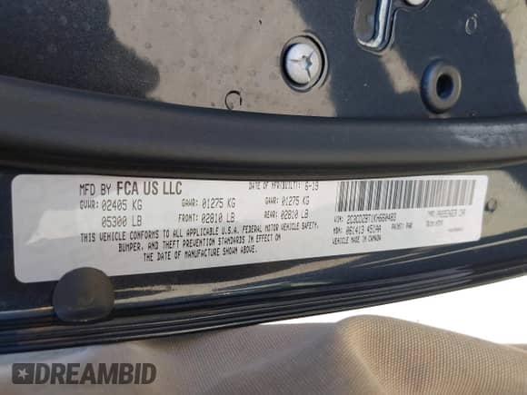 2019 Dodge Challenger R/T z VIN 2C3CDZBT1KH660483, wystawiony jako IAAI lot #43038116 z przebiegiem 89 982 mil mil oraz . Historia ofert i sprzedaży dostępna na DreamBid. Obrazek 9.