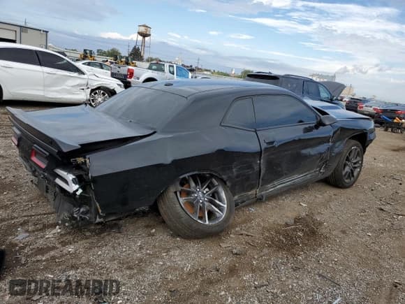 ✅ 2022 Dodge Challenger GT • VIN: 2C3CDZKG4NH113781 • Лот: 82389105. Опубликован ранее на Copart с пробегом Не указан. Бесплатный доступ к архиву аукционных продаж из США и подробный отчёт об истории автомобиля на DreamBid. Изображение 3.