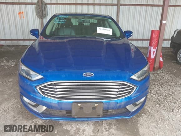 ✅ 2017 Ford Fusion Hybrid Titanium • VIN: 3FA6P0RU5HR315020 • Lot: 42220782. Listed on IAAI with 212,962 mi. Free auction sales archive from the USA and detailed vehicle history report at DreamBid. Image 11.