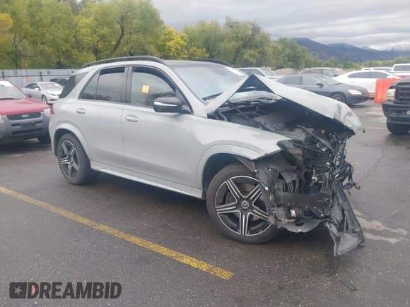 ✅ 2024 Mercedes-Benz GLE 450 • VIN: 4JGFB5KB5RB103587 • Lot: 43462542. Wystawiony na IAAI z przebiegiem Nie podano. Bezpłatny archiwum sprzedaży aukcyjnych z USA i szczegółowy raport historii pojazdu na DreamBid. Zdjęcie 1.