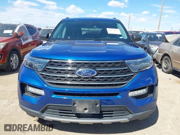 ✅ 2023 Ford Explorer XLT • VIN: 1FMSK7DH6PGA58283 • Lot: 43273519. Wystawiony na IAAI z przebiegiem 63 211 mil. Bezpłatny archiwum sprzedaży aukcyjnych z USA i szczegółowy raport historii pojazdu na DreamBid. Zdjęcie 13.