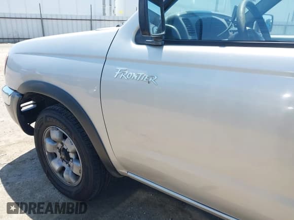 ✅ 1998 Nissan Frontier XE • VIN: 1N6DD26S8WC355853 • Лот: 42581457. Опубликован ранее на IAAI с пробегом 303 045 миль. Бесплатный доступ к архиву аукционных продаж из США и подробный отчёт об истории автомобиля на DreamBid. Изображение 17.