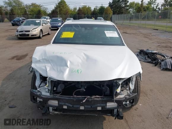 ✅ 2020 Lexus ES 300h Luxury • VIN: 58AE21B13LU008588 • Lot: 43149992. Wystawiony na IAAI z przebiegiem 82 976 mil. Bezpłatny archiwum sprzedaży aukcyjnych z USA i szczegółowy raport historii pojazdu na DreamBid. Zdjęcie 13.