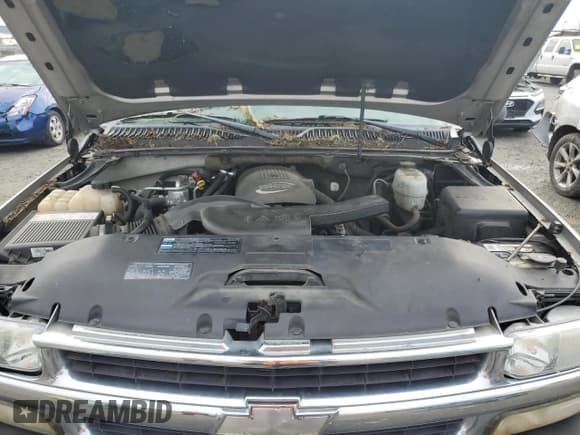 ✅ 2005 Chevrolet Suburban LT • VIN: 3GNFK16ZX5G236228 • Lot: 41590915. Wystawiony na Copart z przebiegiem 179 040 mil. Bezpłatny archiwum sprzedaży aukcyjnych z USA i szczegółowy raport historii pojazdu na DreamBid. Zdjęcie 12.