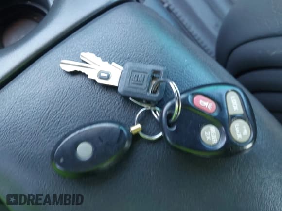 ✅ 1999 Pontiac Firebird Formula • VIN: 2G2FV22GXX2235844 • Лот: 43669000. Опубликован ранее на IAAI с пробегом 104 895 миль. Бесплатный доступ к архиву аукционных продаж из США и подробный отчёт об истории автомобиля на DreamBid. Изображение 11.