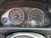 ✅ 2015 BMW 3 Series 335i xDrive • VIN: WBA3B9G52FNR93474 • Lot: 62725745. Wystawiony na Copart z przebiegiem 57 985 mil. Bezpłatny archiwum sprzedaży aukcyjnych z USA i szczegółowy raport historii pojazdu na DreamBid. Zdjęcie 9.