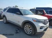 ✅ 2022 Ford Explorer King Ranch • VIN: 1FM5K8LC7NGA12869 • Lot: 40544742. Wystawiony na IAAI z przebiegiem 37 301 mil. Bezpłatny archiwum sprzedaży aukcyjnych z USA i szczegółowy raport historii pojazdu na DreamBid. Zdjęcie 1.
