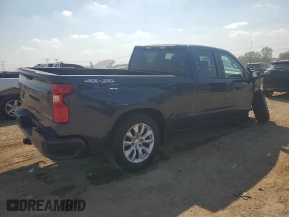 ✅ 2020 Chevrolet Silverado 1500 Custom • VIN: 1GCRYBEF9LZ105676 • Lot: 69031005. Wystawiony na Copart z przebiegiem 73 315 mil. Bezpłatny archiwum sprzedaży aukcyjnych z USA i szczegółowy raport historii pojazdu na DreamBid. Zdjęcie 3.