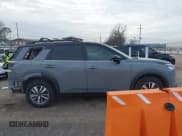 ✅ 2024 Nissan Pathfinder SL • VIN: 5N1DR3CC8RC218922 • Лот: 43691207. Опубликован ранее на IAAI с пробегом 44 817 миль. Бесплатный доступ к архиву аукционных продаж из США и подробный отчёт об истории автомобиля на DreamBid. Изображение 14.