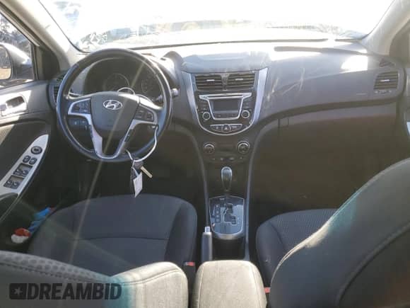 ✅ 2015 Hyundai Accent Sport • VIN: KMHCU5AE5FU198161 • Lot: 84210005. Wystawiony na Copart z przebiegiem 70 703 mil. Bezpłatny archiwum sprzedaży aukcyjnych z USA i szczegółowy raport historii pojazdu na DreamBid. Zdjęcie 8.