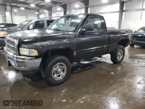 ✅ 1999 Dodge 1500 • VIN: 1B7HF16Y5XS150818 • Lot: 83490054. Listed on Copart with 118,584 mi. Free auction sales archive from the USA and detailed vehicle history report at DreamBid. Image 1.