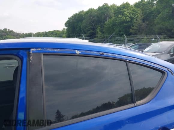 ✅ 2016 Nissan Versa S Plus • VIN: 3N1CN7AP5GL886285 • Лот: 42429759. Опубликован ранее на IAAI с пробегом 203 800 миль. Бесплатный доступ к архиву аукционных продаж из США и подробный отчёт об истории автомобиля на DreamBid. Изображение 14.