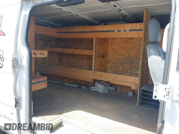 ✅ 2016 Ford Transit Cargo • VIN: 1FTYR2ZM5GKA32015 • Лот: 42288362. Опубликован ранее на IAAI с пробегом 227 261 миль. Бесплатный доступ к архиву аукционных продаж из США и подробный отчёт об истории автомобиля на DreamBid. Изображение 8.