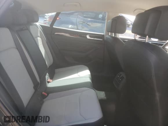 ✅ 2021 Volkswagen Arteon SE • VIN: WVWAR7AN0ME004409 • Lot: 59747855. Listed on Copart with Not provided. Free auction sales archive from the USA and detailed vehicle history report at DreamBid. Image 10.