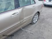 ✅ 2005 Mercedes-Benz C 240 • VIN: WDBRF81J35F665750 • Lot: 41898295. Listed on IAAI with 82,991 mi. Free auction sales archive from the USA and detailed vehicle history report at DreamBid. Image 17.