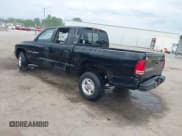 ✅ 2000 Dodge Dakota Sport • VIN: 1B7GL2AX5YS775200 • Lot: 42113896. Listed on IAAI with 224,337 mi. Free auction sales archive from the USA and detailed vehicle history report at DreamBid. Image 3.