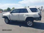✅ 2014 Toyota 4Runner SR5 • VIN: JTEBU5JR0E5201930 • Lot: 43069444. Wystawiony na IAAI z przebiegiem 63 223 mil. Bezpłatny archiwum sprzedaży aukcyjnych z USA i szczegółowy raport historii pojazdu na DreamBid. Zdjęcie 14.
