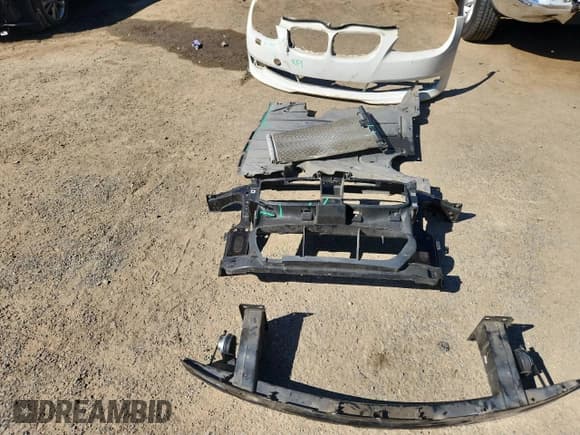 ✅ 2012 BMW 3 Series 328i • VIN: WBADW3C54CE822507 • Lot: 89636475. Listed on Copart with 93,442 mi. Free auction sales archive from the USA and detailed vehicle history report at DreamBid. Image 12.