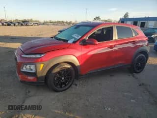 ✅ 2019 Hyundai Kona SE • VIN: KM8K1CAA4KU341472 • Лот: 81991985. Опубликован ранее на Copart с пробегом 62 097 миль. Бесплатный доступ к архиву аукционных продаж из США и подробный отчёт об истории автомобиля на DreamBid. Изображение 1.