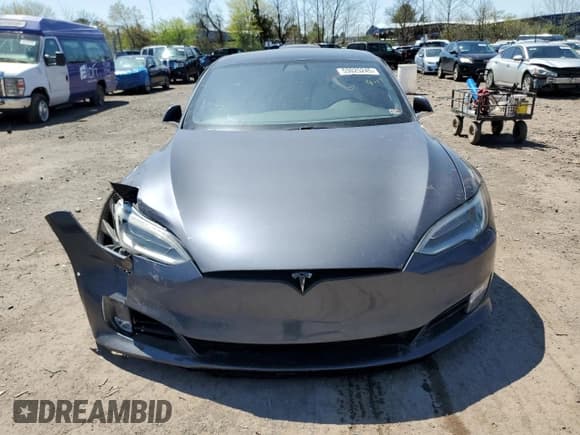✅ 2021 Tesla Model S Performance • VIN: 5YJSA1E40MF423935 • Lot: 53025245. Listed on Copart with Not provided. Free auction sales archive from the USA and detailed vehicle history report at DreamBid. Image 5.