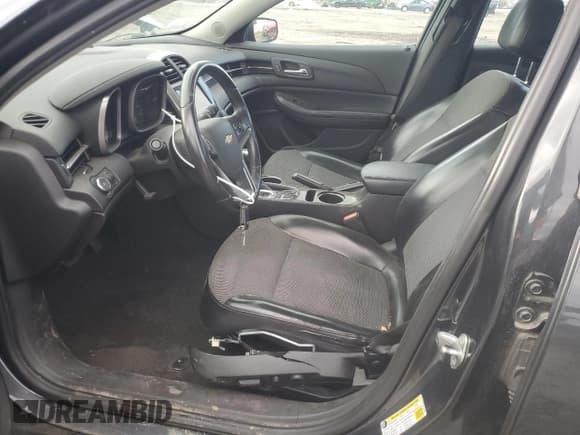 ✅ 2014 Chevrolet Malibu LT • VIN: 1G11E5SL9EF185558 • Lot: 91882825. Wystawiony na Copart z przebiegiem 177 307 mil. Bezpłatny archiwum sprzedaży aukcyjnych z USA i szczegółowy raport historii pojazdu na DreamBid. Zdjęcie 7.