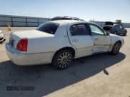 ✅ 2006 Lincoln Town Car Signature • VIN: 1LNHM81W86Y647017 • Лот: 85908655. Опубликован ранее на Copart с пробегом 216 405 миль. Бесплатный доступ к архиву аукционных продаж из США и подробный отчёт об истории автомобиля на DreamBid. Изображение 3.