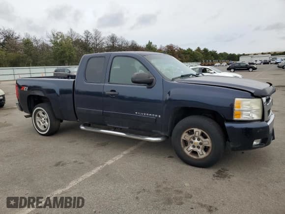 ✅ 2008 Chevrolet Silverado 1500 1LT • VIN: 1GCEK19JX8Z275500 • Lot: 72122914. Listed on Copart with 202,612 mi. Free auction sales archive from the USA and detailed vehicle history report at DreamBid. Image 4.